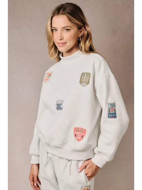 SKI PATCH SWEATSHIRT
