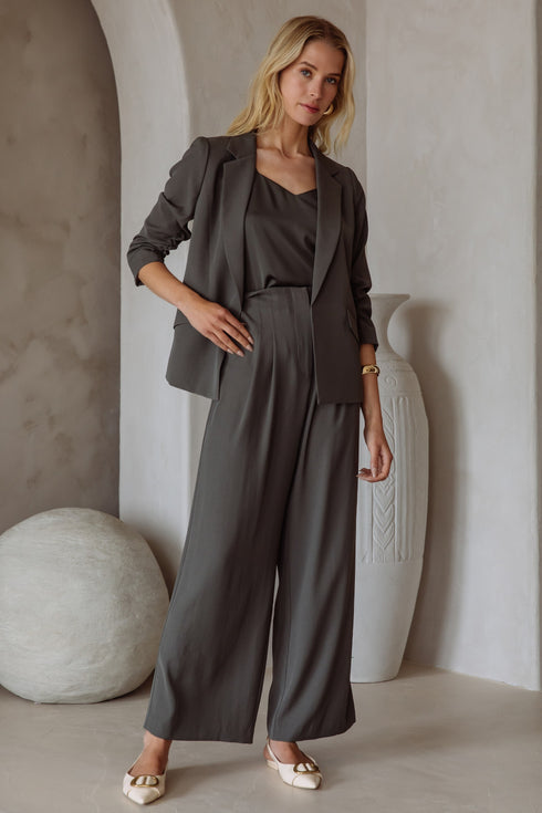 RACHEL SHIRRED SLEEVE BLAZER