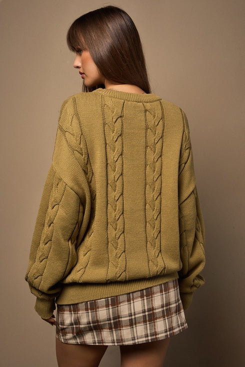 OVERSIZED CABLE SWEATER