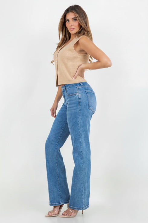 CLASSIC STRAIGHT-LEG STRETCH JEAN