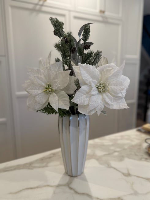 HOLIDAY FLORALS