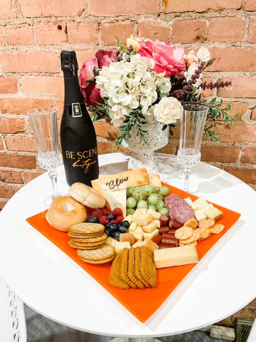 BRIGHT LIGHTS HAPPY HOUR