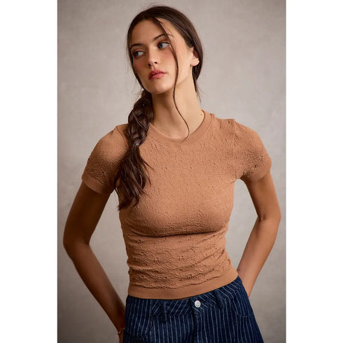 FLORAL PATTERN SEAMLESS TOP