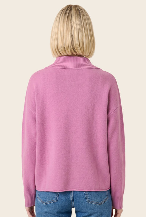 PRETTY IN PINK PULLOVER